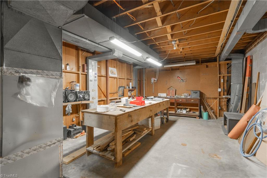 4464 Fernbrook Drive