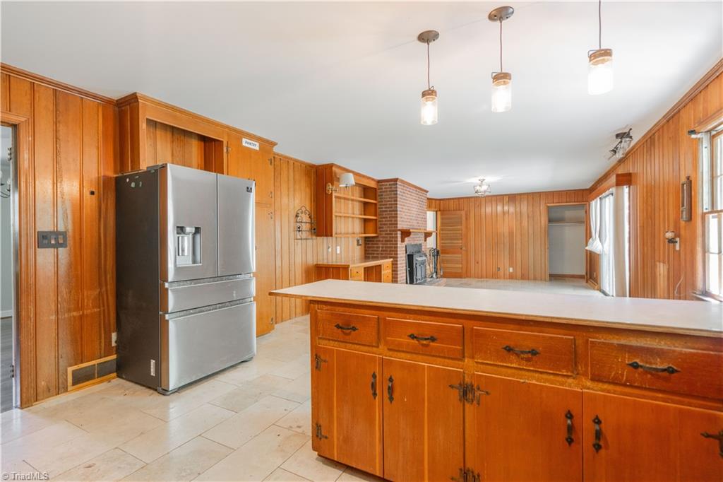 4464 Fernbrook Drive