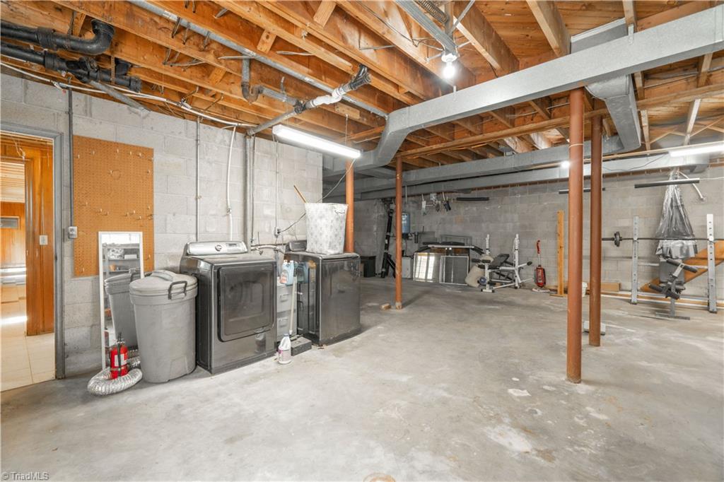 4464 Fernbrook Drive