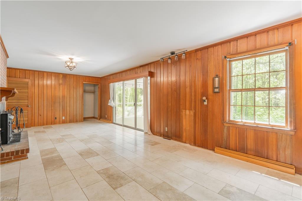 4464 Fernbrook Drive