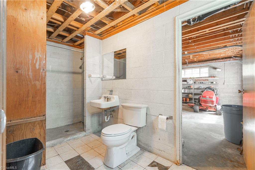 4464 Fernbrook Drive
