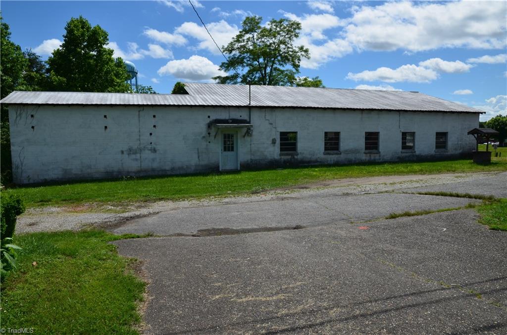 122 Satterfield Lane