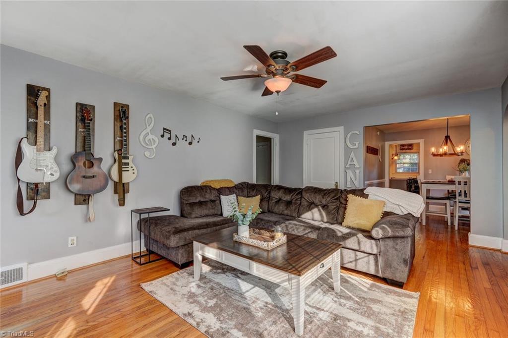 1310 Pinecrest Avenue