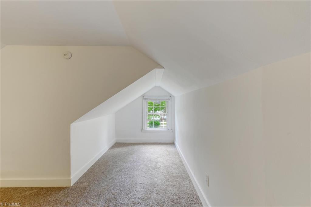 1310 Pinecrest Avenue