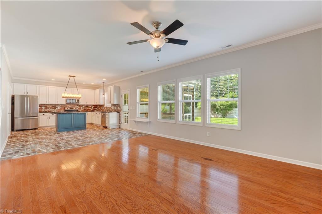 1402 Copper Circle