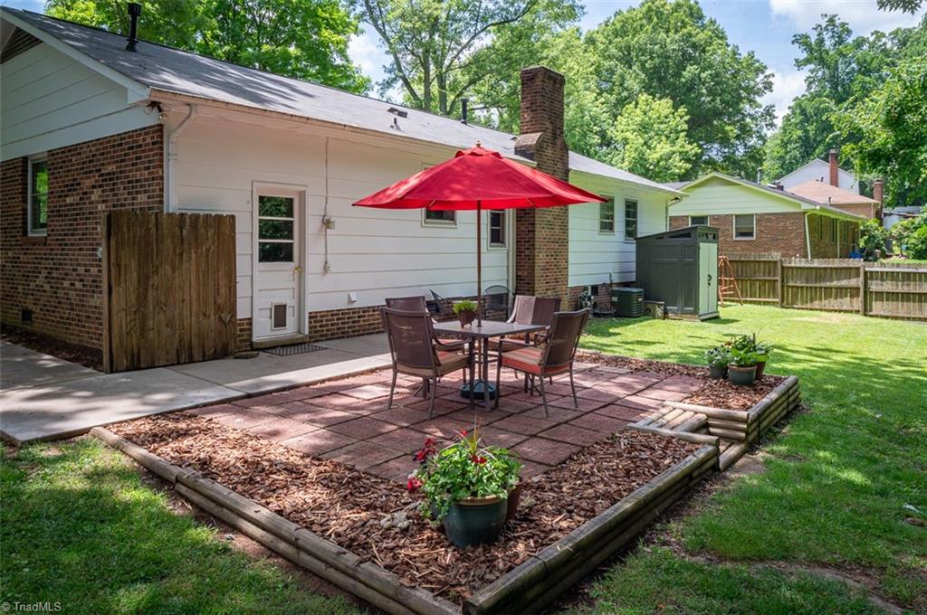301 Leland Drive