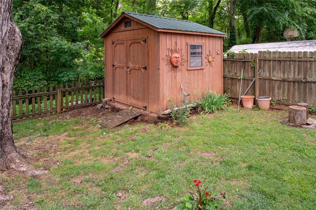 301 Leland Drive