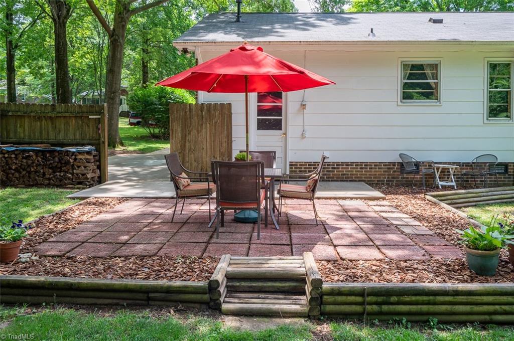 301 Leland Drive