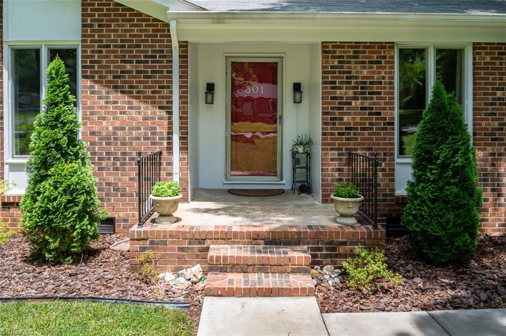 301 Leland Drive