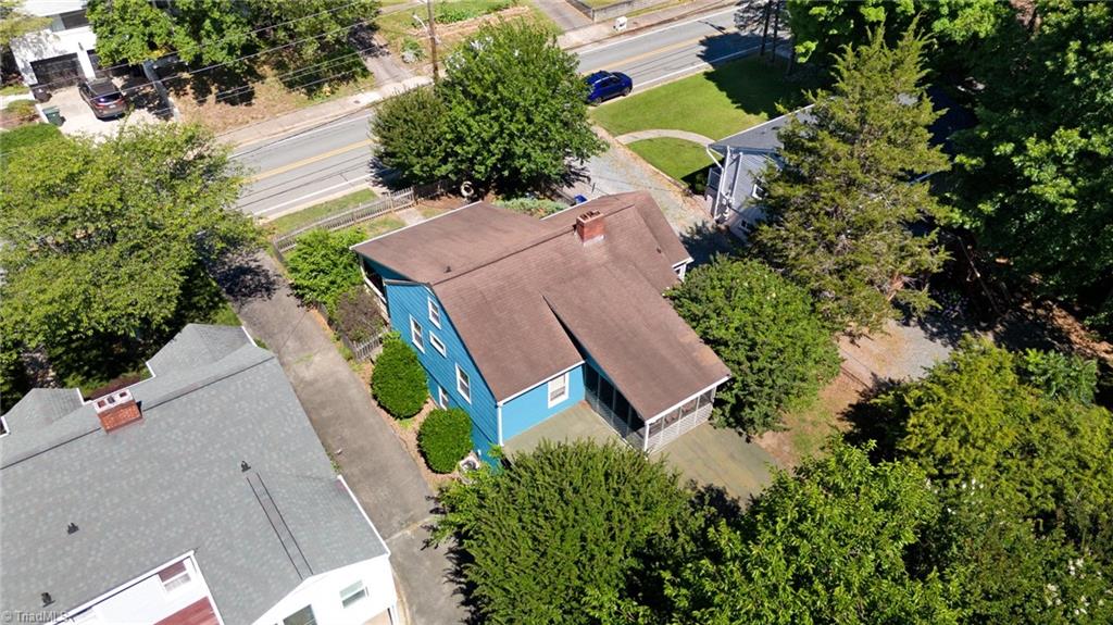 925 Lockland Avenue