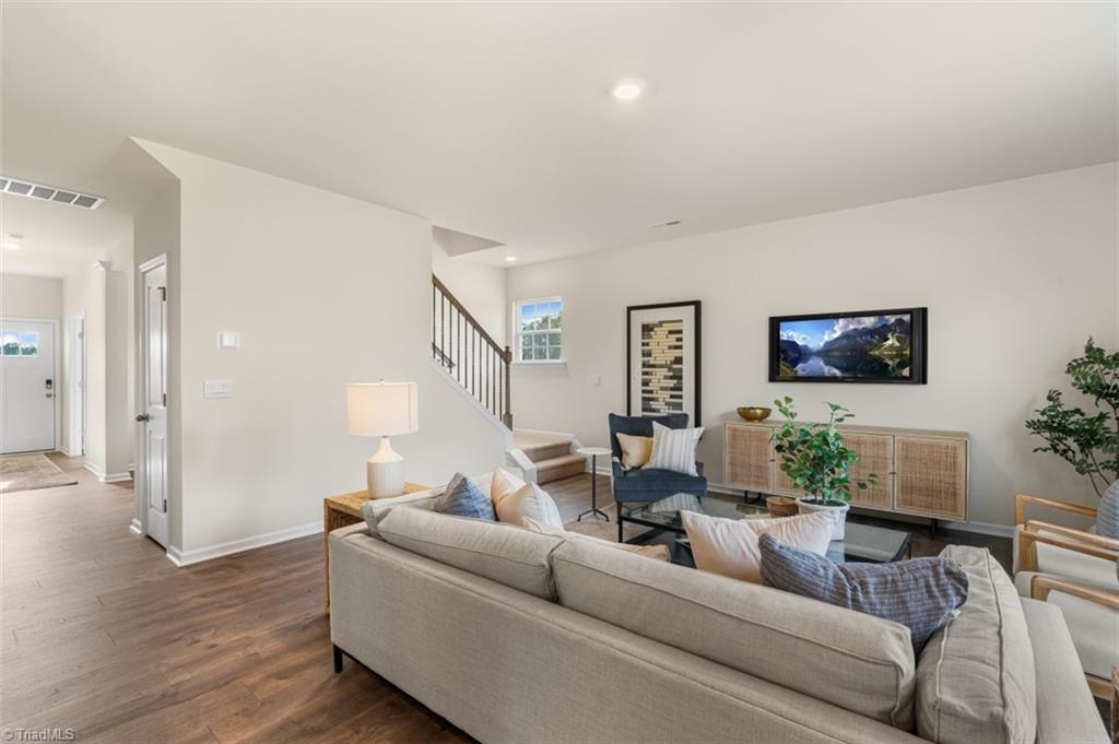3218 Highlander Point