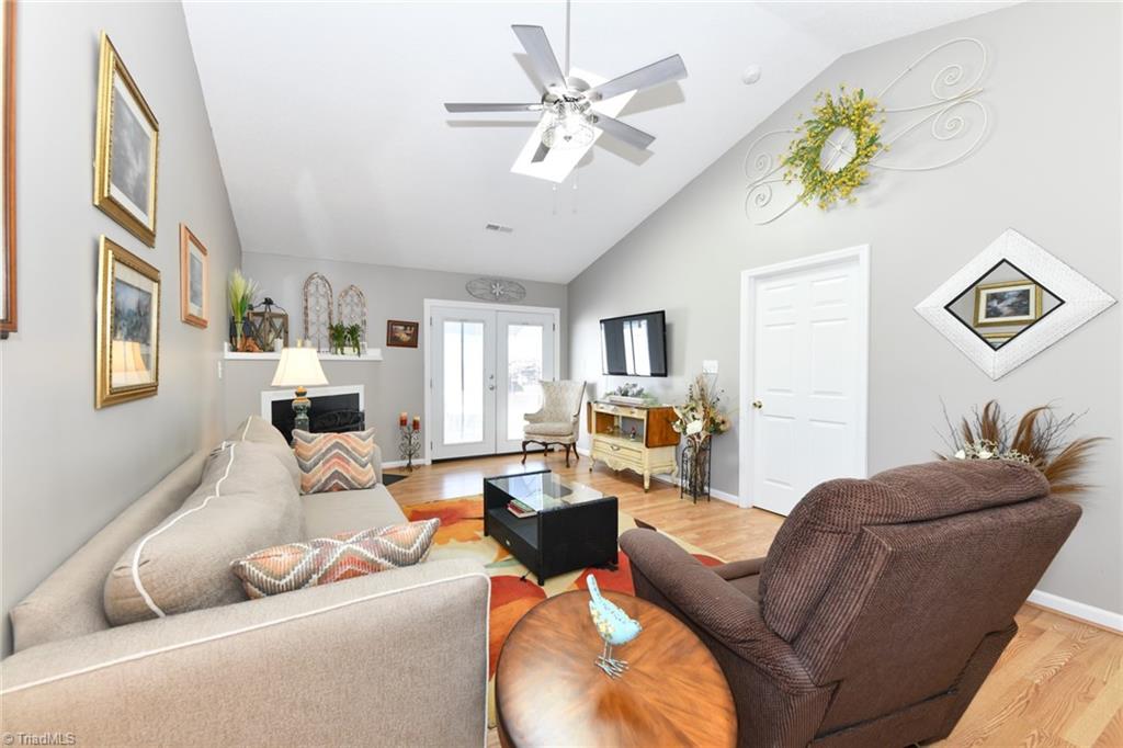 101 Campbell Gardens Road