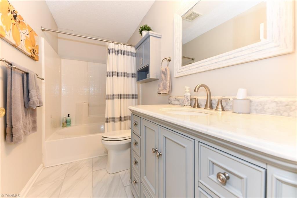 101 Campbell Gardens Road