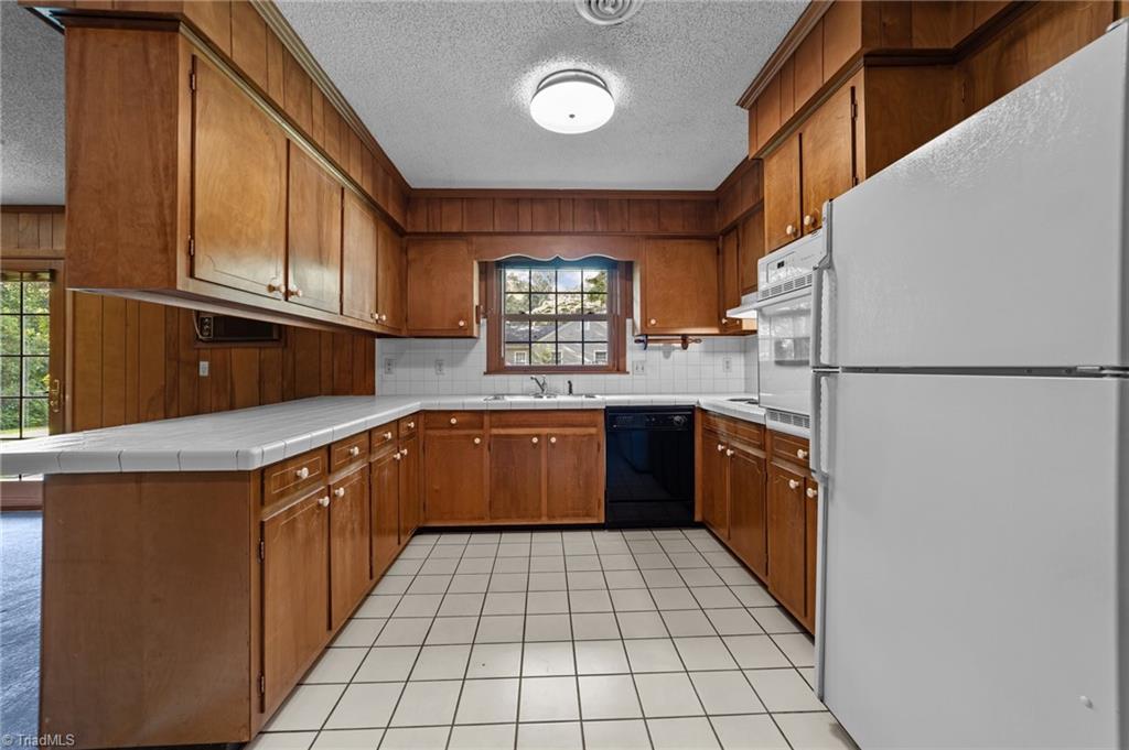 1400 Rankin Road
