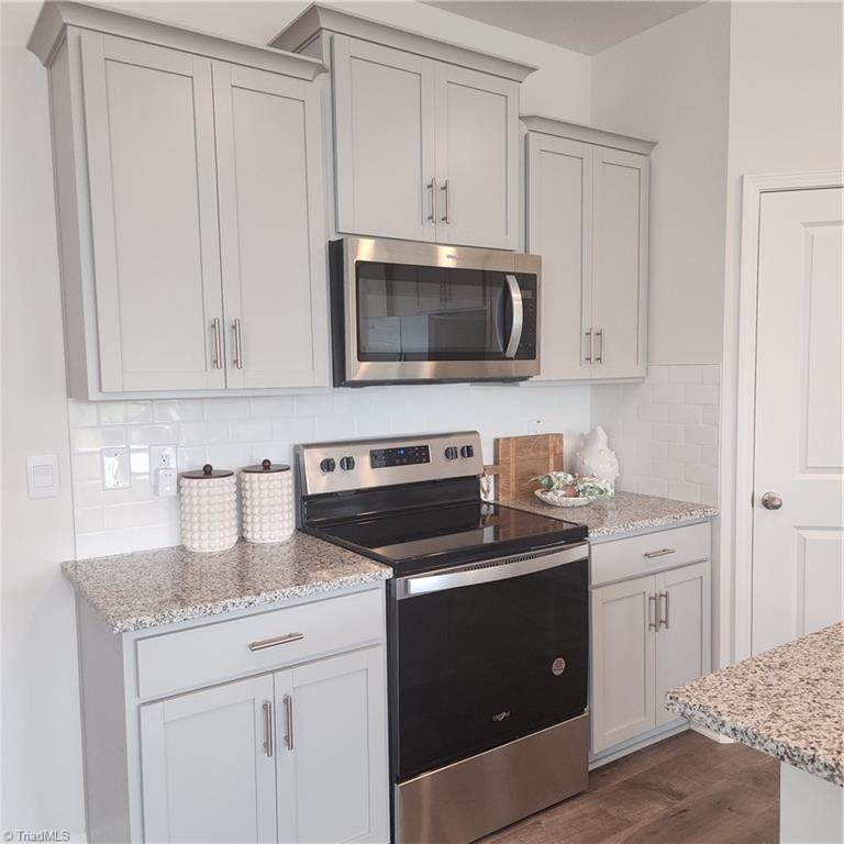 1223 Evelynnview Lane # 244