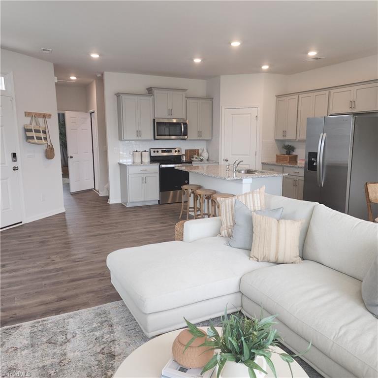 1223 Evelynnview Lane # 244