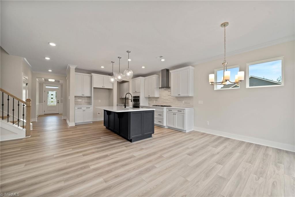 7903 Michaelis Street