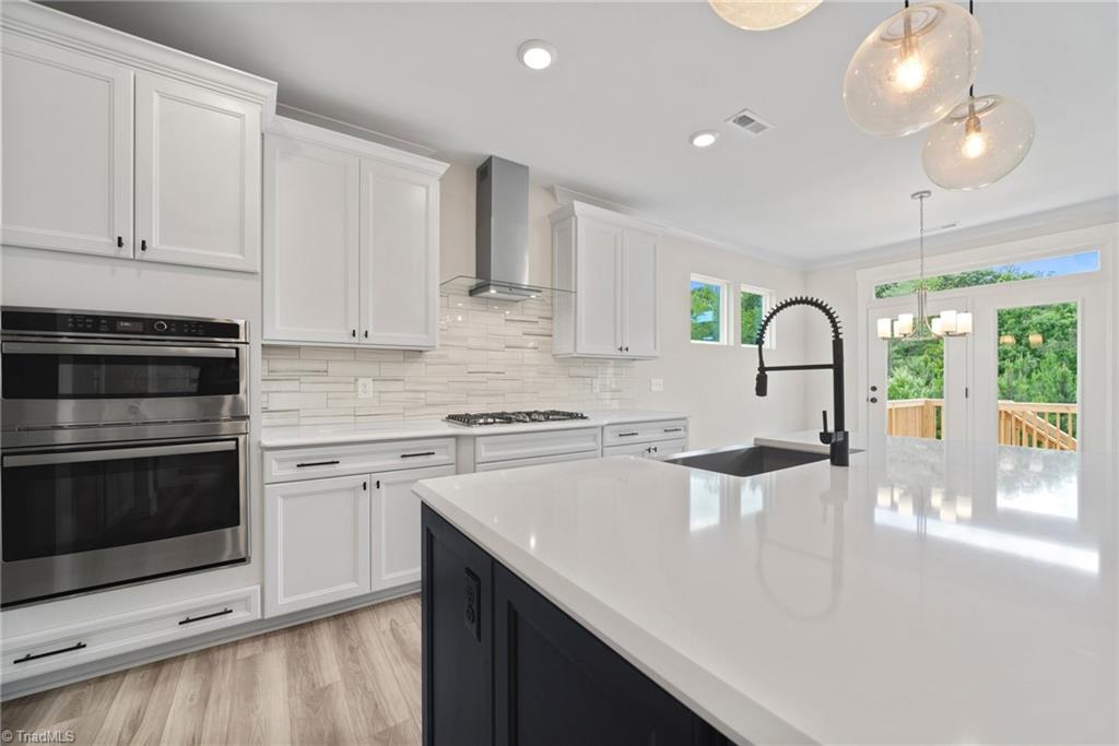 7903 Michaelis Street