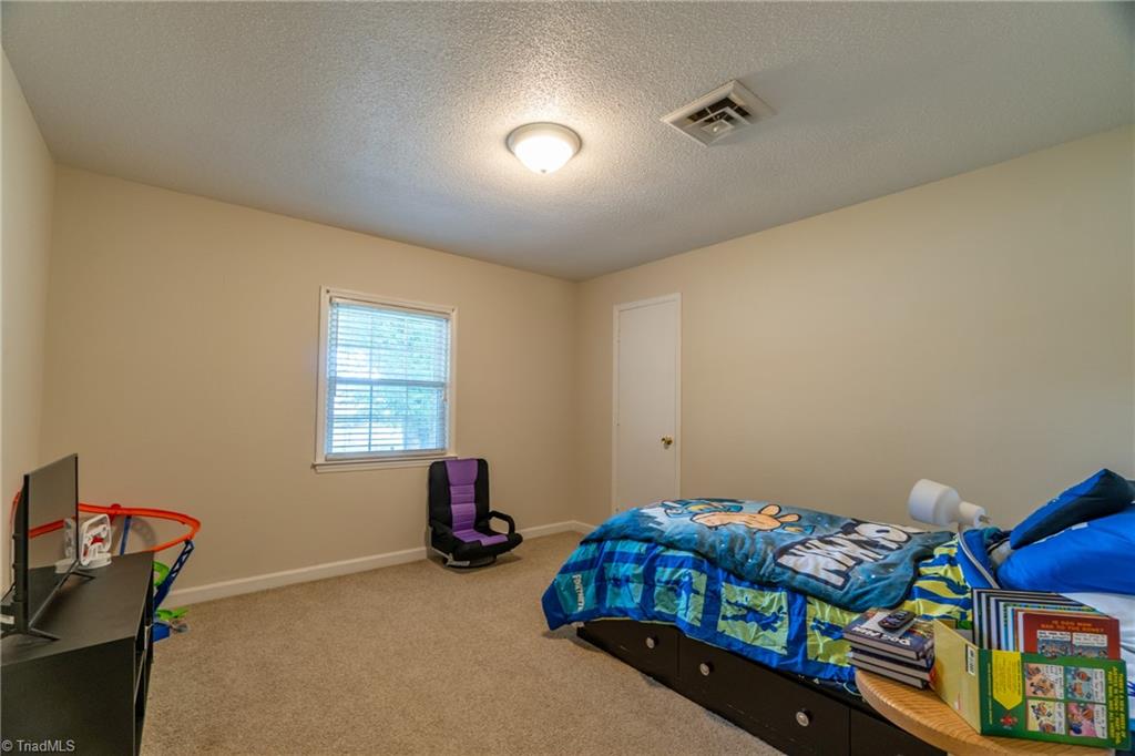 7105 Wincrest Drive