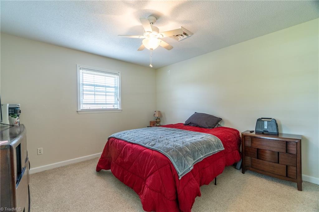 7105 Wincrest Drive