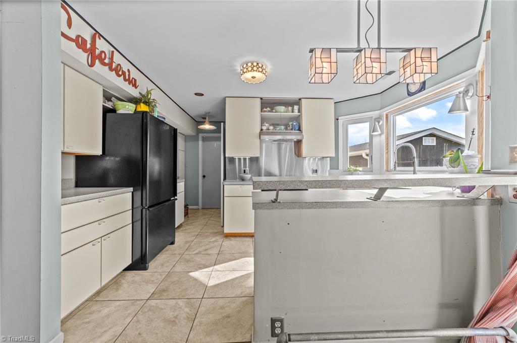 6104 Pintail Court