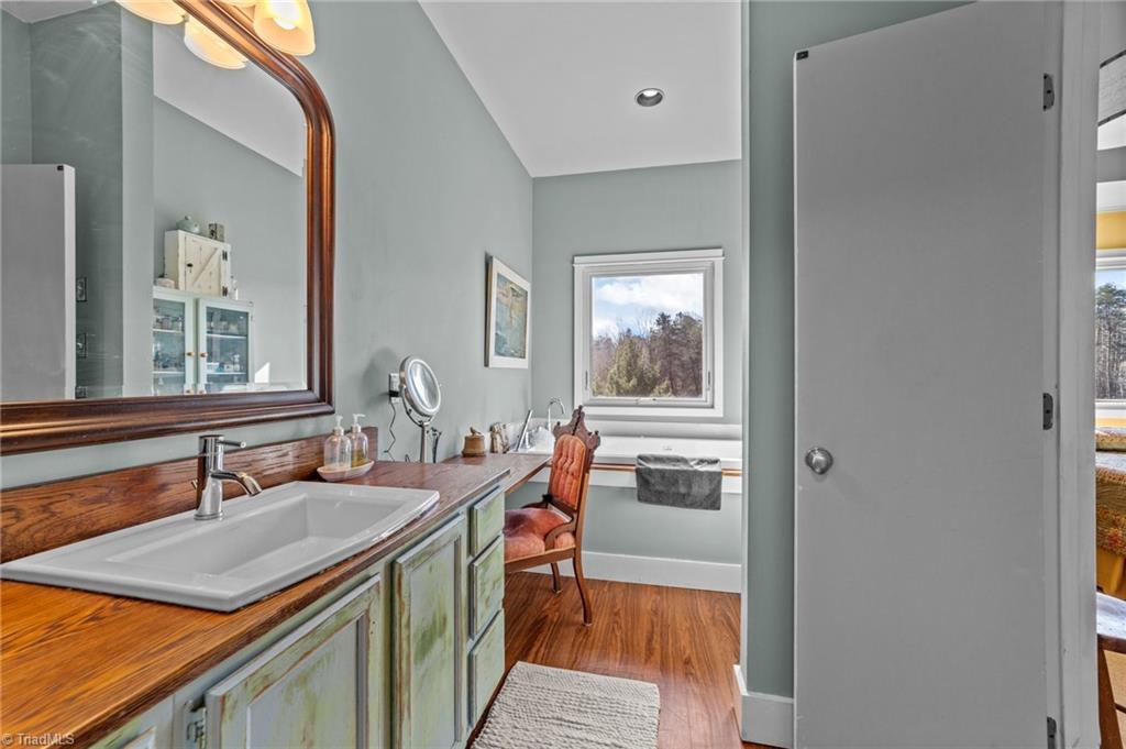 6104 Pintail Court