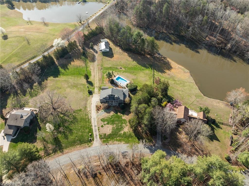 6104 Pintail Court