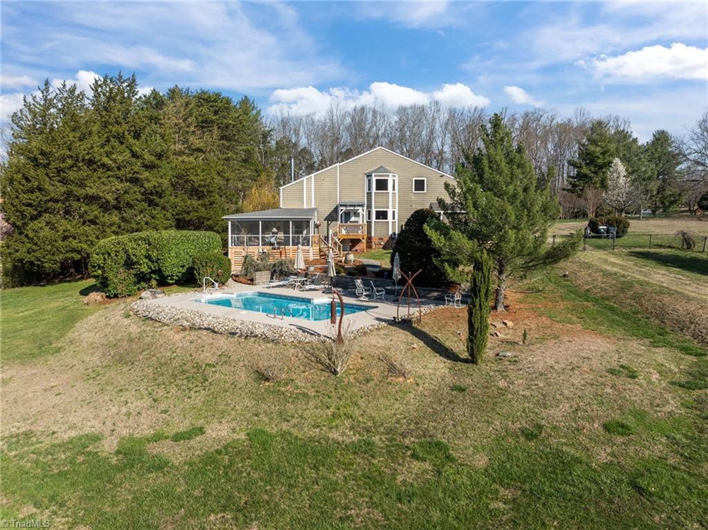 6104 Pintail Court