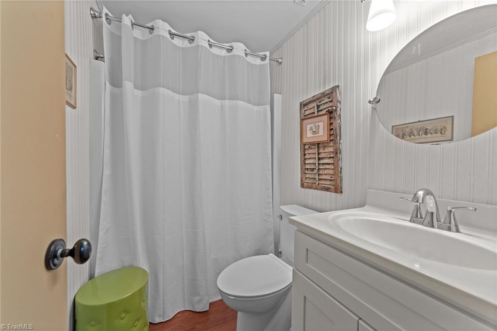 6104 Pintail Court