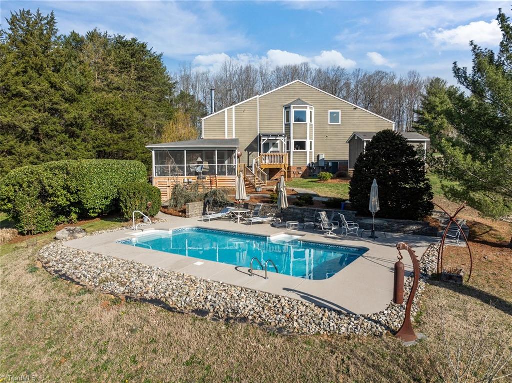6104 Pintail Court