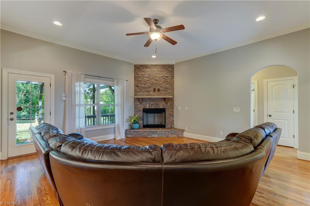 3021 Oak Ridge Road