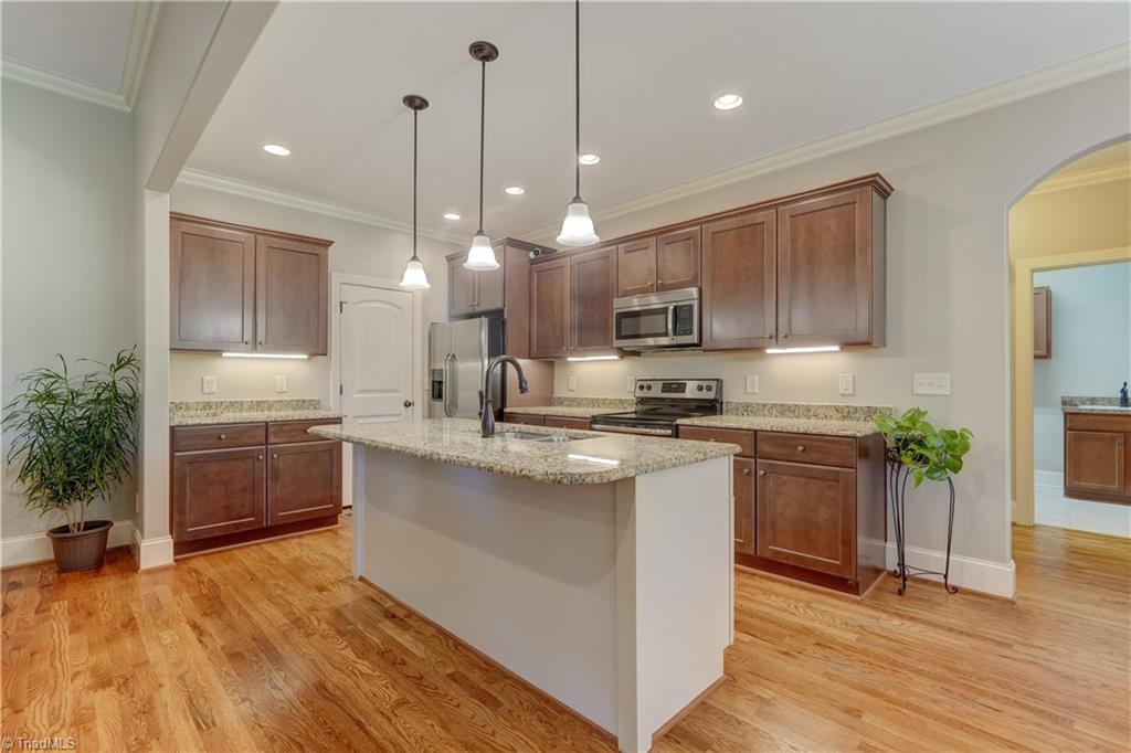 3021 Oak Ridge Road