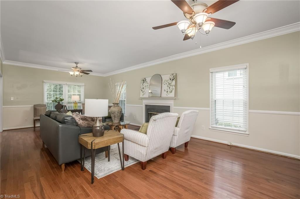 2418 Regents Park Lane