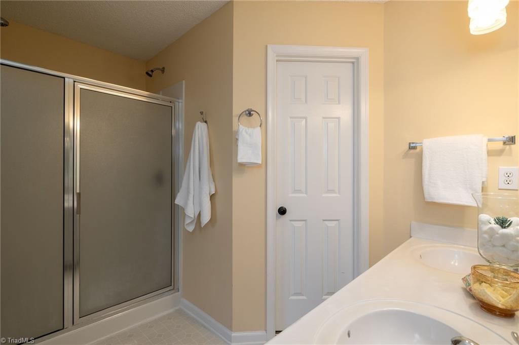 2418 Regents Park Lane