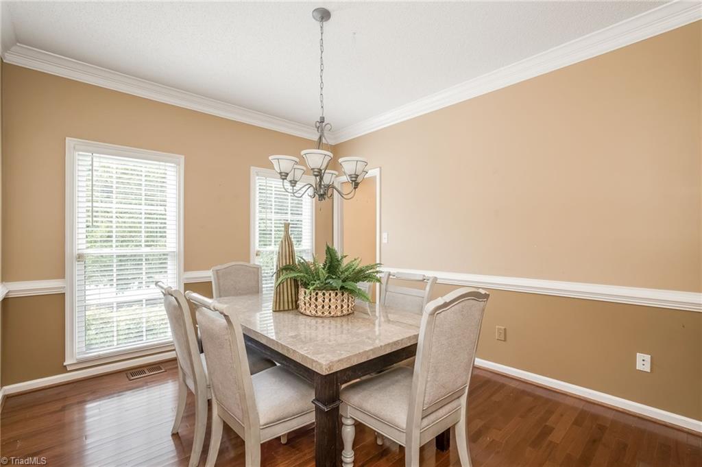 2418 Regents Park Lane