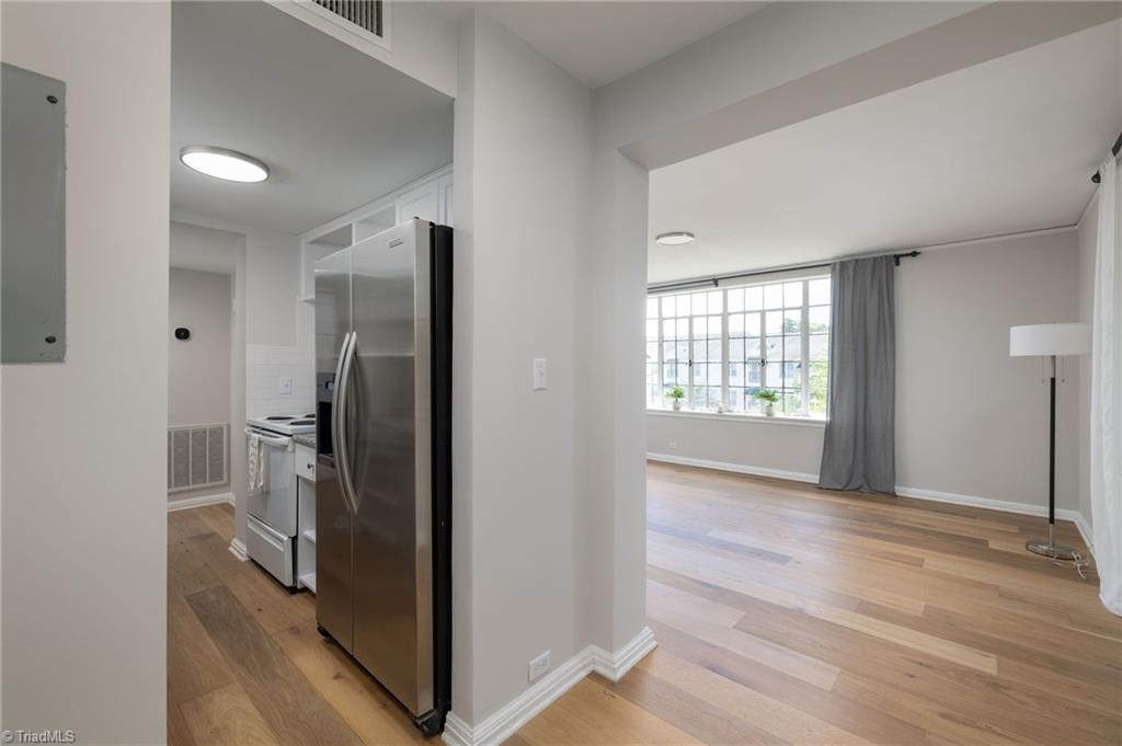 1700 N Elm Street # N5