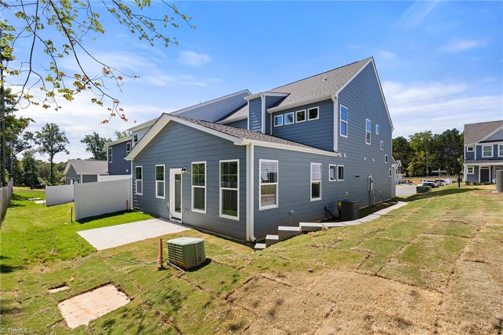 5006 Moonlight Ridge Drive
