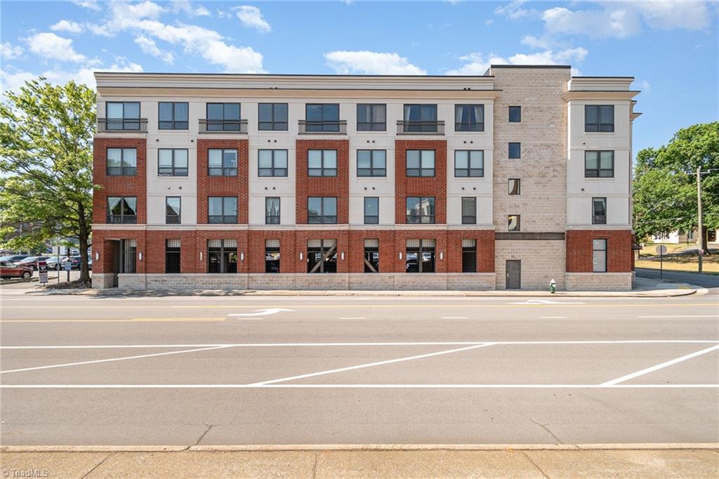 411 W Washington Street # 306