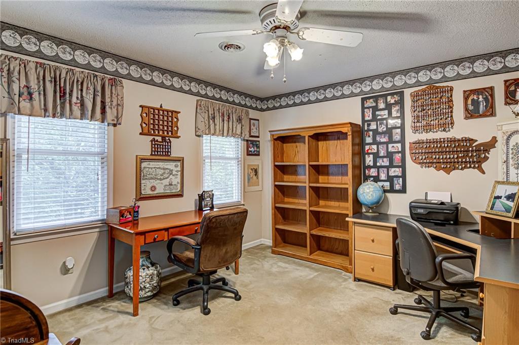 1100 New Hampshire Drive