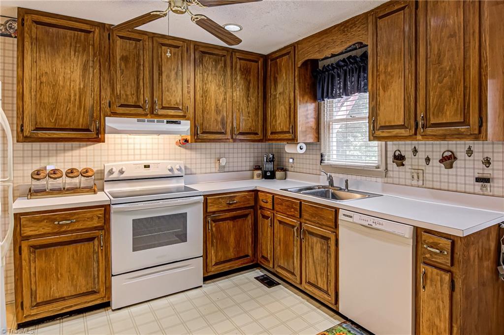 1100 New Hampshire Drive