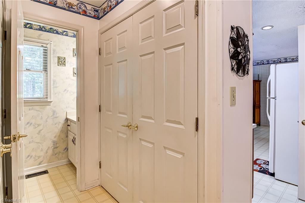 1100 New Hampshire Drive