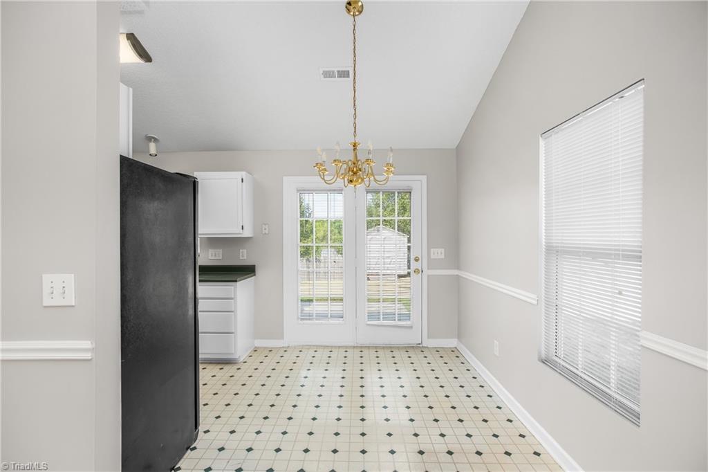 2459 Shadow Valley Road