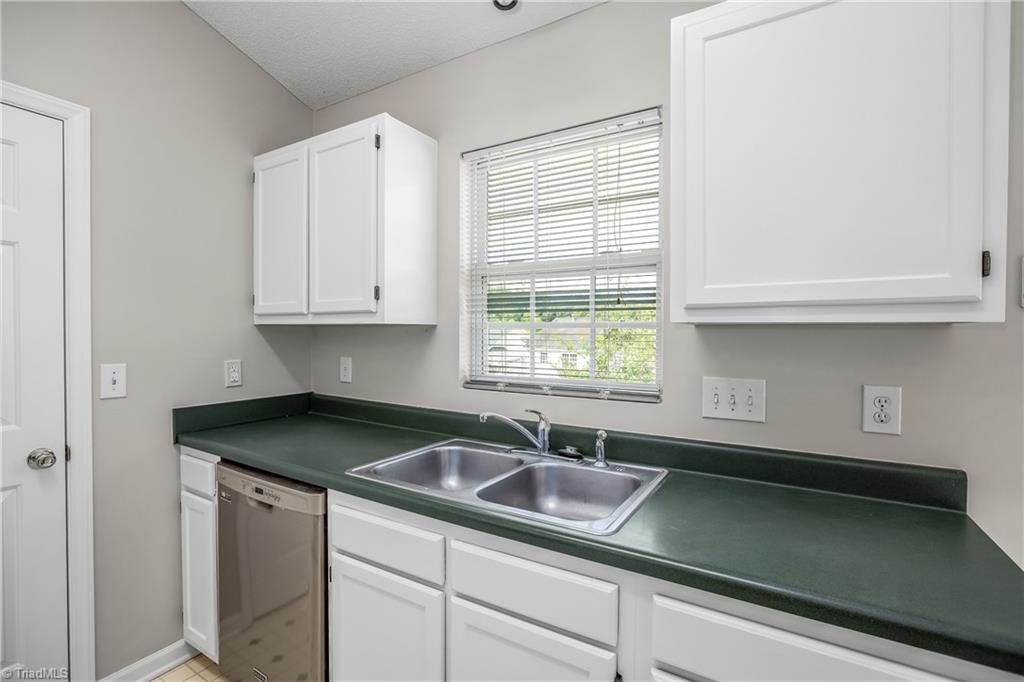 2459 Shadow Valley Road