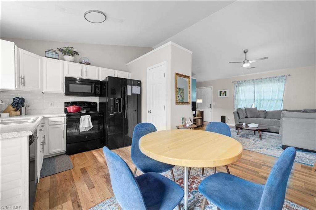 4111 Flowering Path Lane