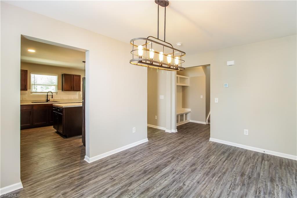 10 Boxelder Court