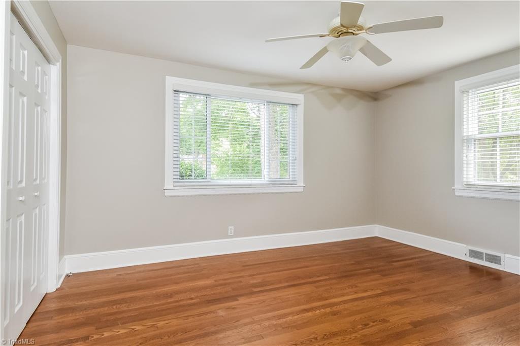 706 Woodcrest Drive, Winston-Salem