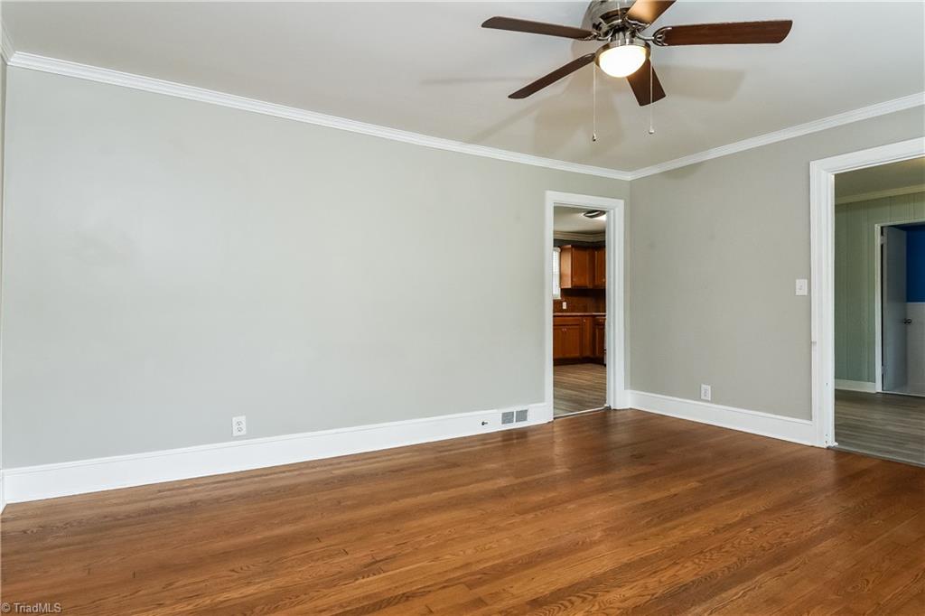 706 Woodcrest Drive, Winston-Salem