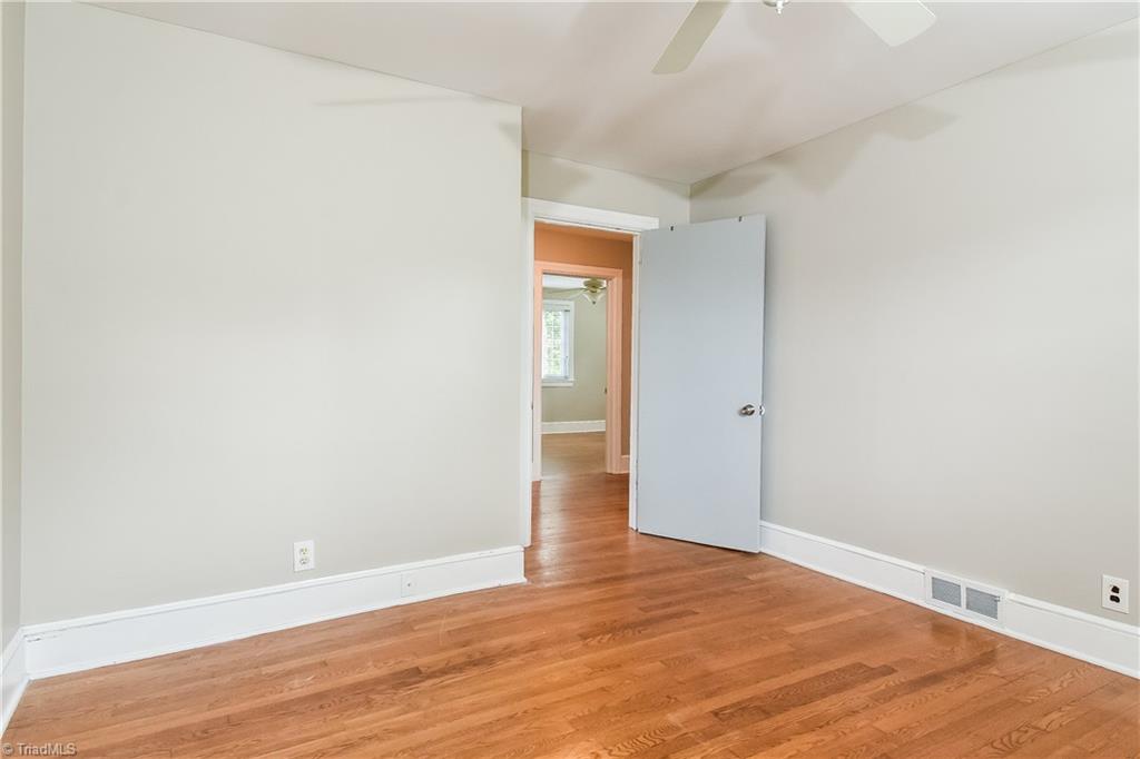 706 Woodcrest Drive, Winston-Salem