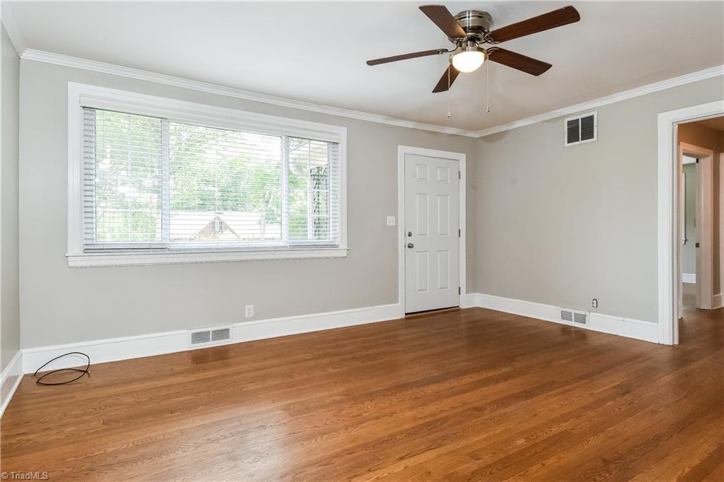 706 Woodcrest Drive, Winston-Salem