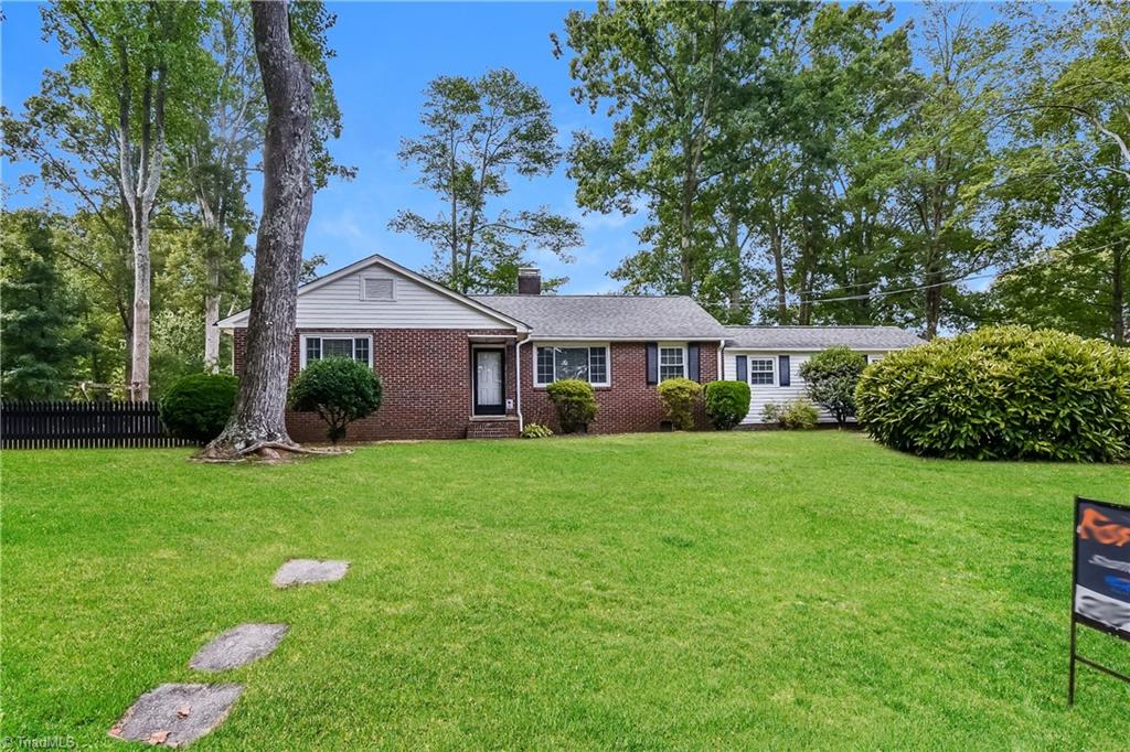 706 Woodcrest Drive, Winston-Salem